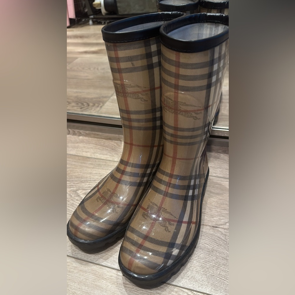 Burberry Plaid Winter Rain Boots - Beige and Black